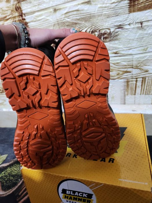 Сейфти обувки 41,42 и 43