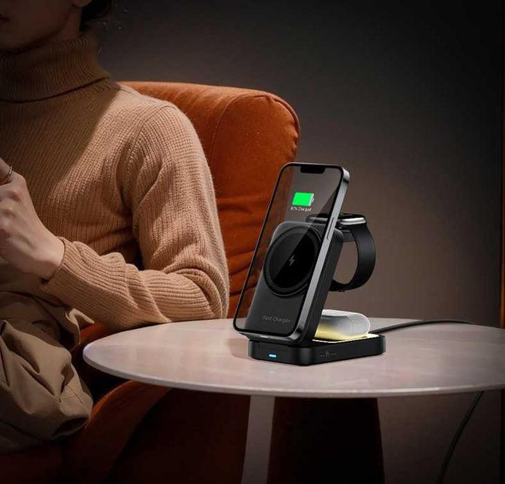 Incarcator Telefon 3 in 1, compatibil cu iPhone ,Apple Watch, AirPods