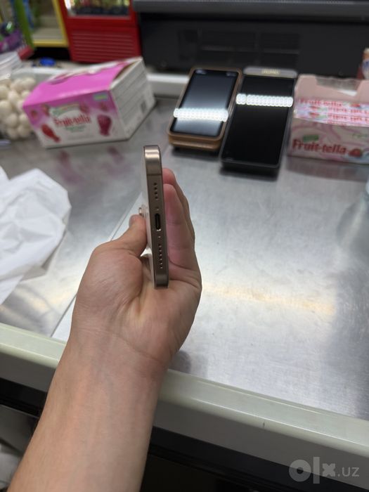 Iphone 16 pro max xolatlari ideal