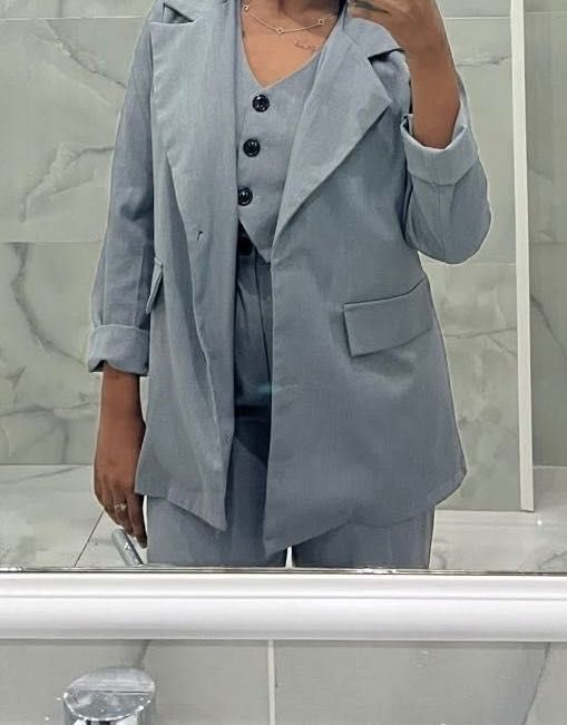 Продавам сет от 3 части