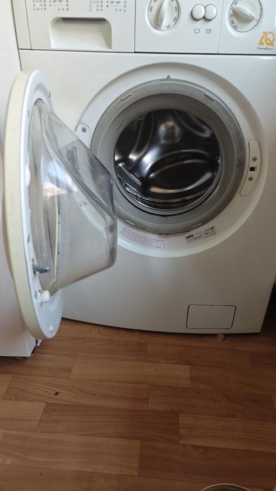 Стиральная машина ZANUSSI