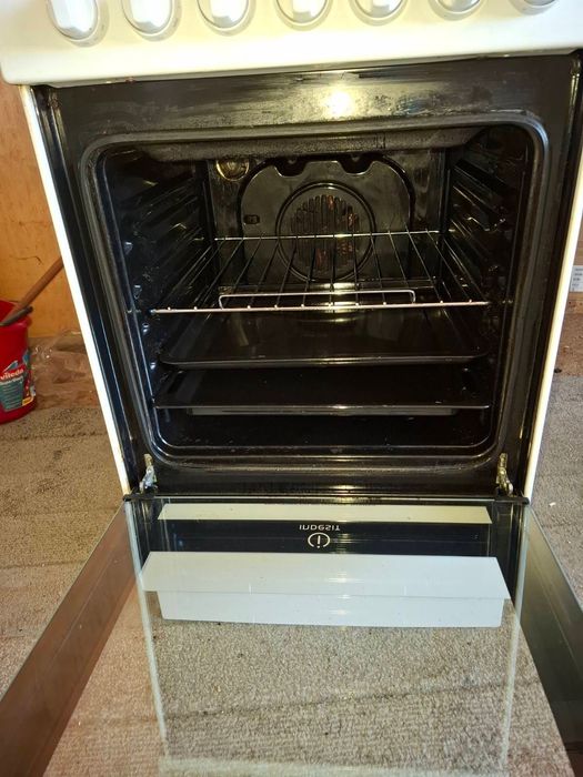 Готварска печка Indesit