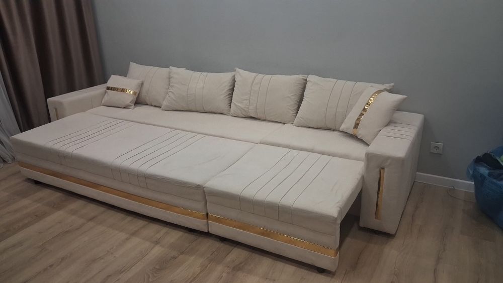 Продам диван и кровать ( без мартаца)