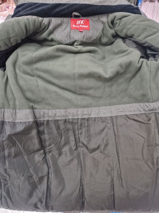 Продам зимнюю куртку