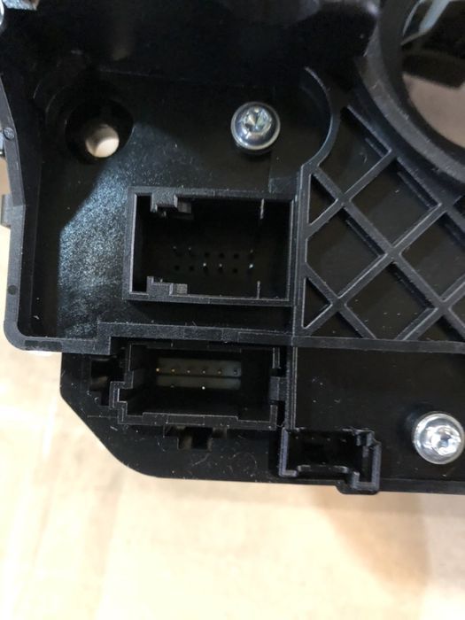 Szl panglica volan senzor unghi bmw F01 F10 F06 line asist incălzire 730d 530d 520d 740xd 750xd 750i 640i 640xd 2009-2015 pe modele full