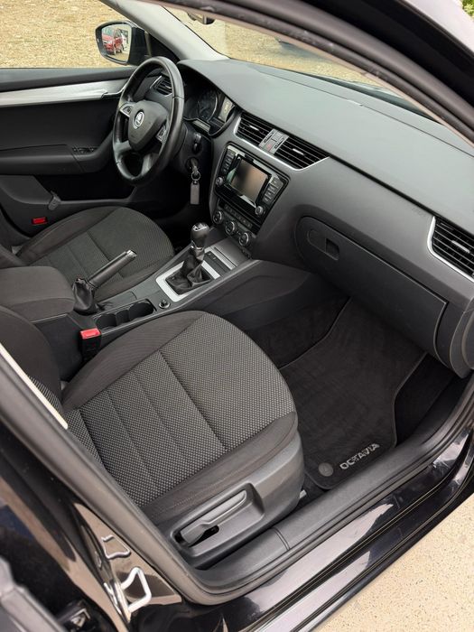 SKODA Octavia 2015 — imagine 5