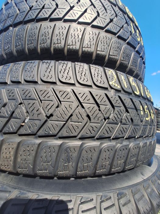 2 anvelope iarna 215/65r16 Pirelli 2521 Montaj Gratuit