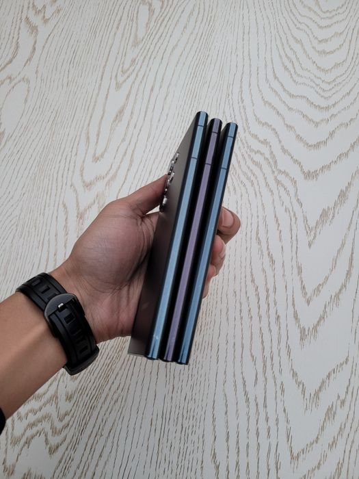 Samsung Galaxy S22 Ultra 5G. OzU 12/256 GB. Snapdragon 8 Gen 1