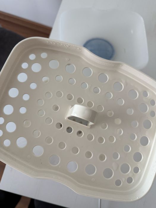 Sterilizator Chicco Compact Eco – stare excelentă, ca nou, folosit foarte puțin