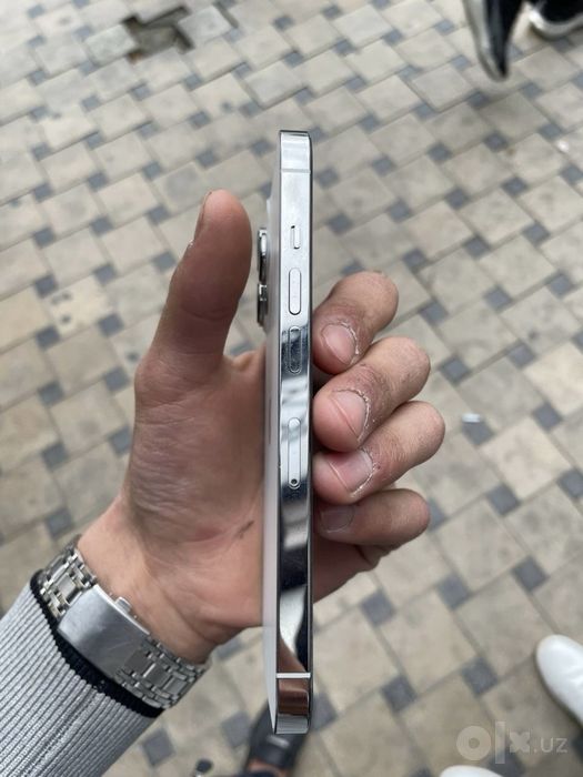 iPhone 13 pro.