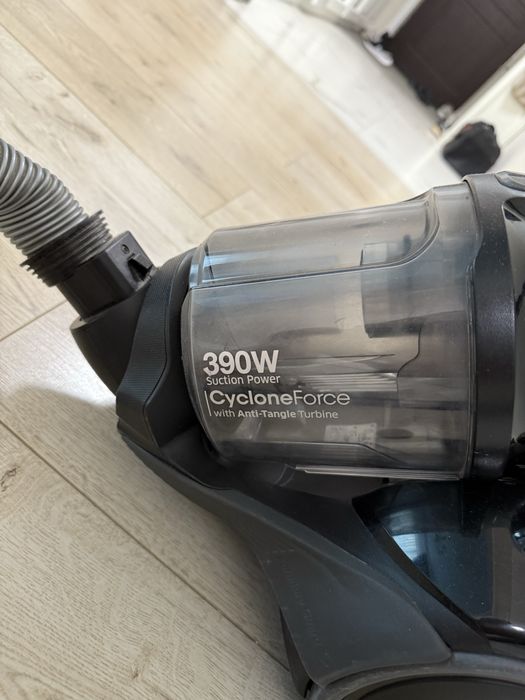 Продам пылесос марки самсунг