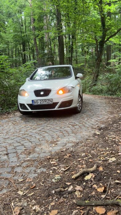 Vand  Seat Altea Xl sau schimb cu diferenta