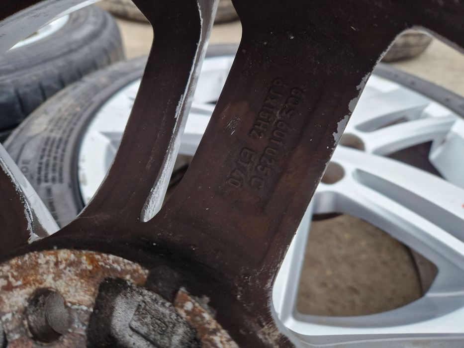 Roti Volkswagen Polo 6R 2016 R15