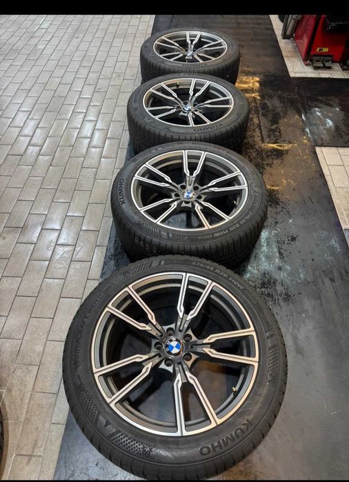 Диски с шинами от БМВ Х5
