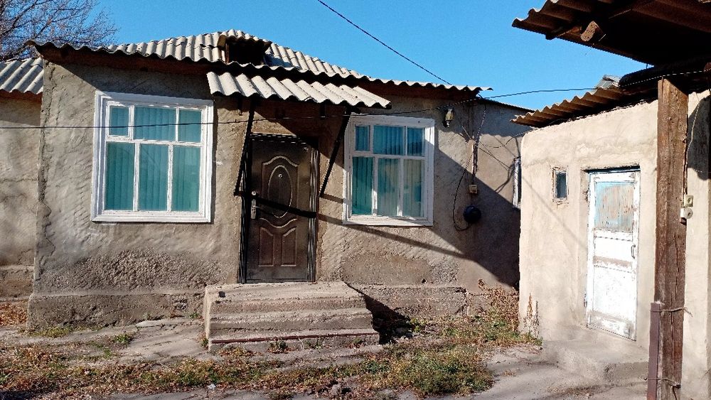 Дом продаётся за линией