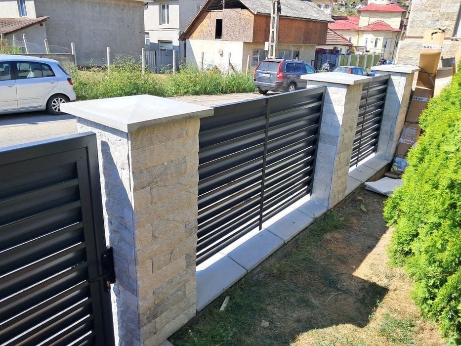 Construim garduri și porți la cerința clientului