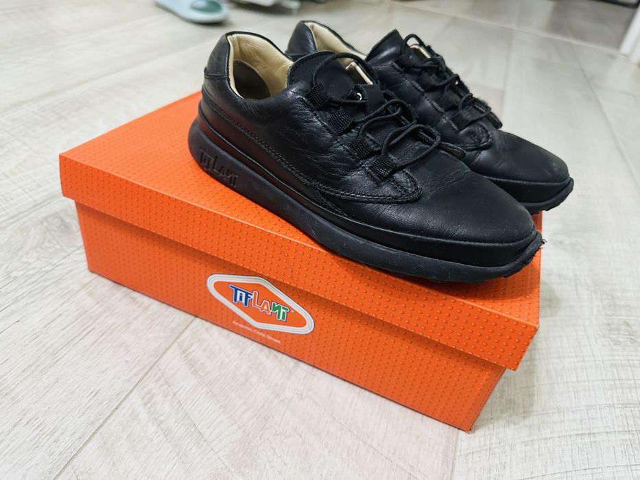 Продам ботинки, размер 33