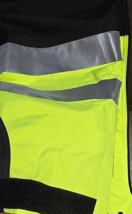 Combinezon de lucru reflectorizant