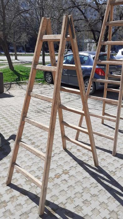 Дървени стълби, ръчно изработени