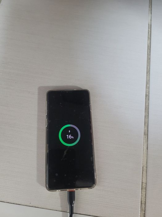 телефон samsung S10