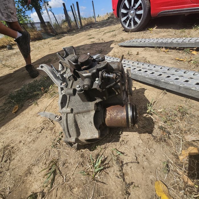 Скоростна кутия мерцедес а180  дизел