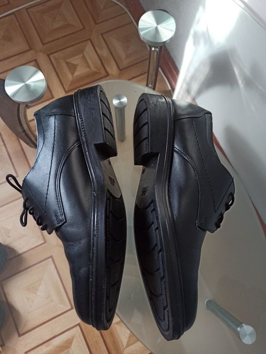 Туфли черные кожаные