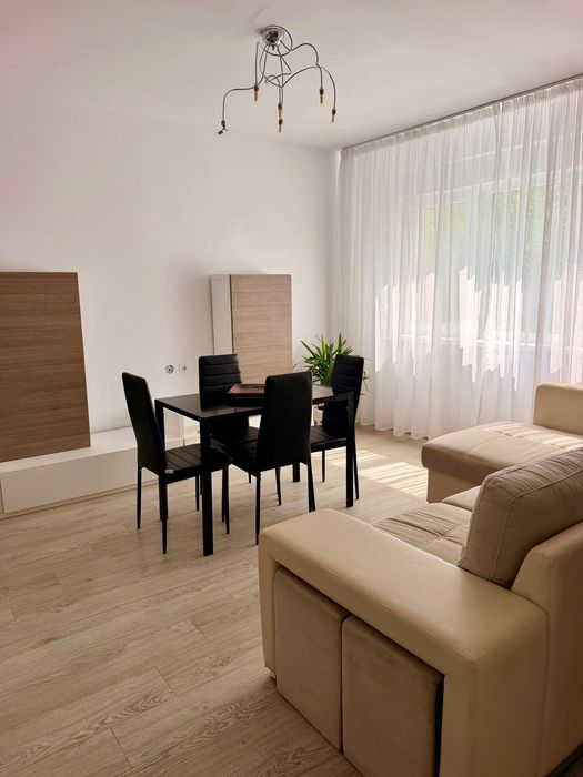 De Închiriat - Apartament 2 Camere Cetate