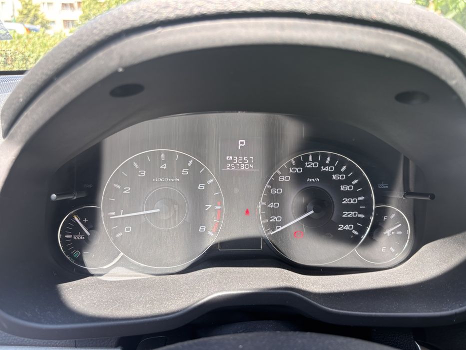 Subaru Legacy 2011