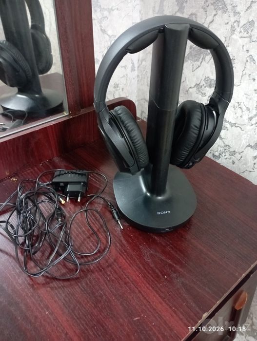 Продам наушник SONY для телевизора и компьютера абсолютно новый