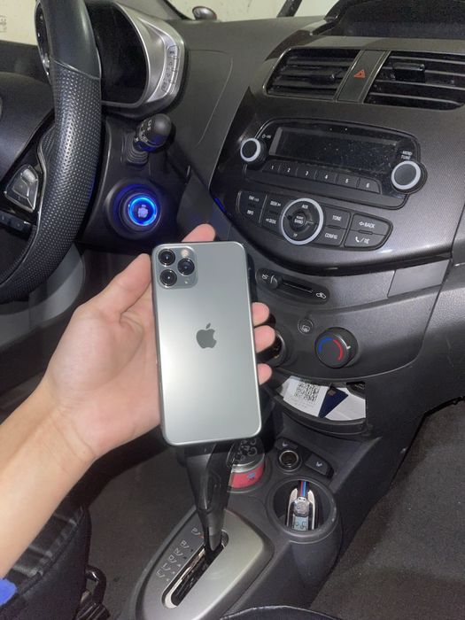 Iphone 11 pro sotiladi 64