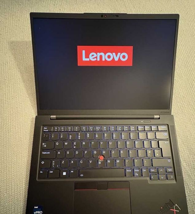 Lenovo ThinkPad X1 Carbon 10th Gen. 14"FHD+ ТЪЧ IPS, i5 1245U, Ram 16 Gb, 320 Gb SSD NVMe