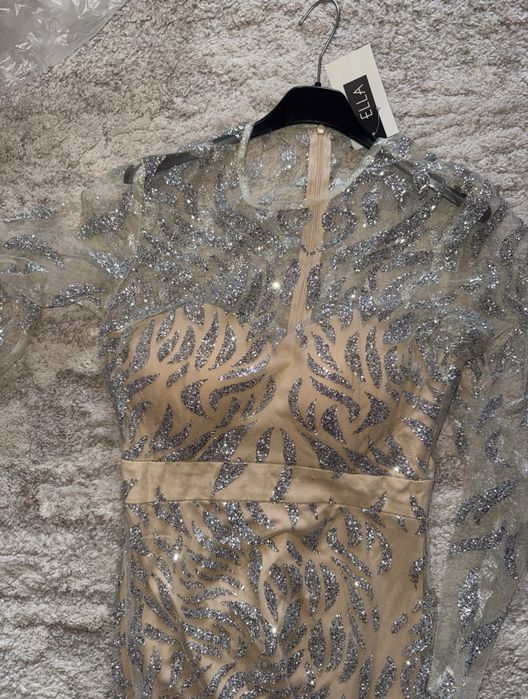 Официална блестяща рокля