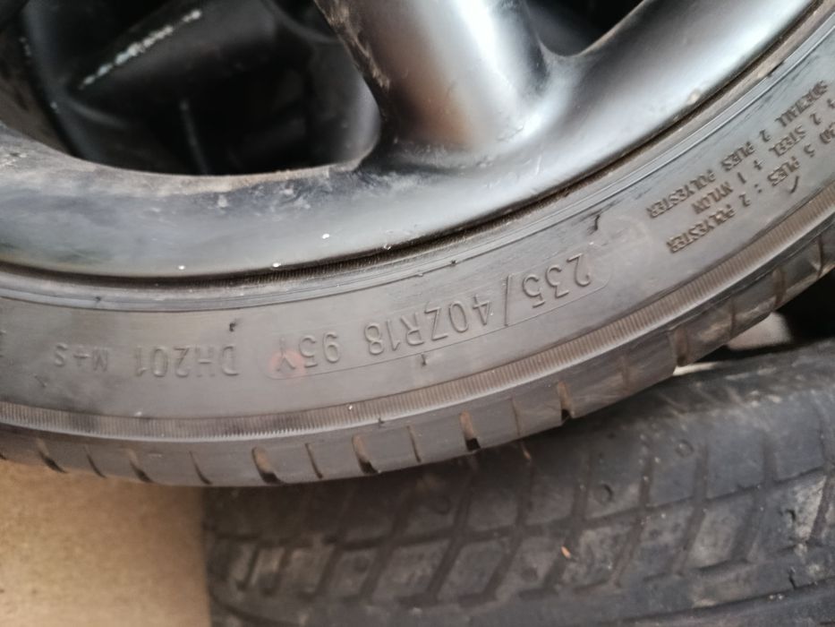 Продам Колеса с резиной r18