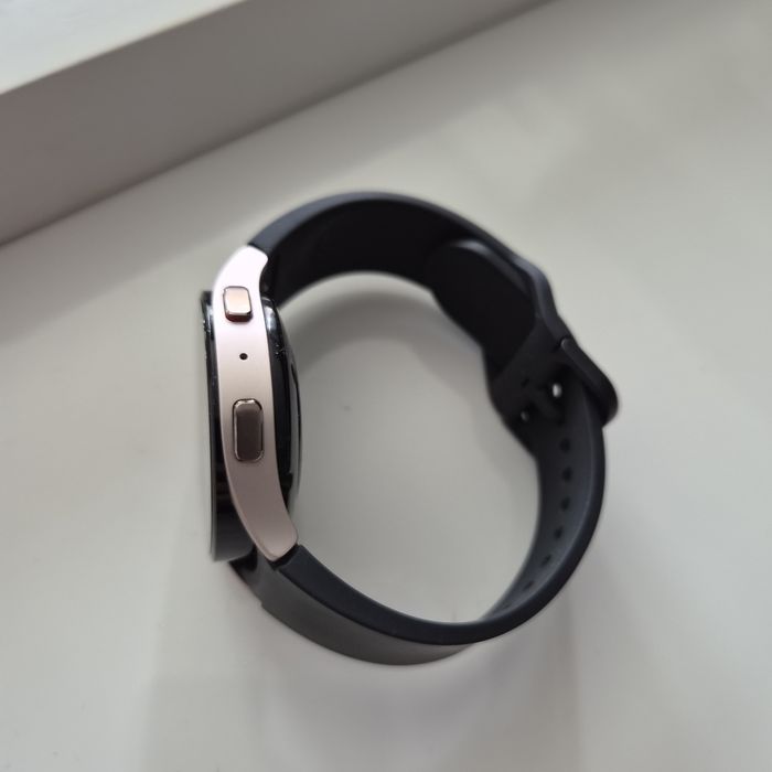 Смарт часовник Samsung Galaxy Watch 5, 40 mm