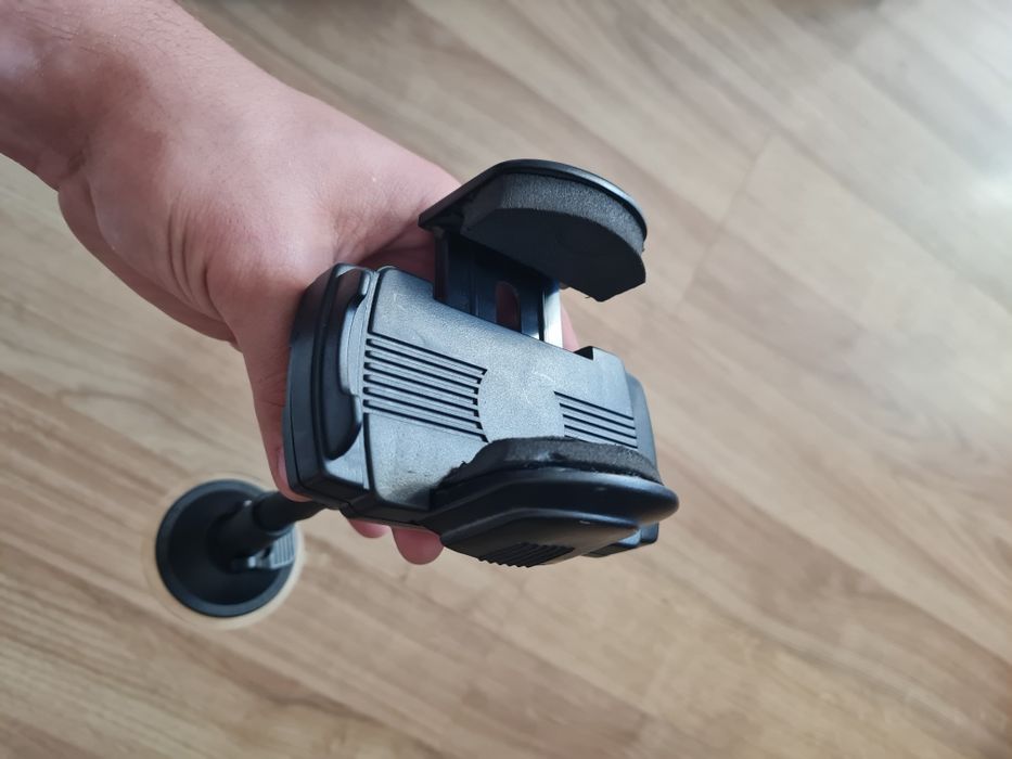 Vând suport telefon auto