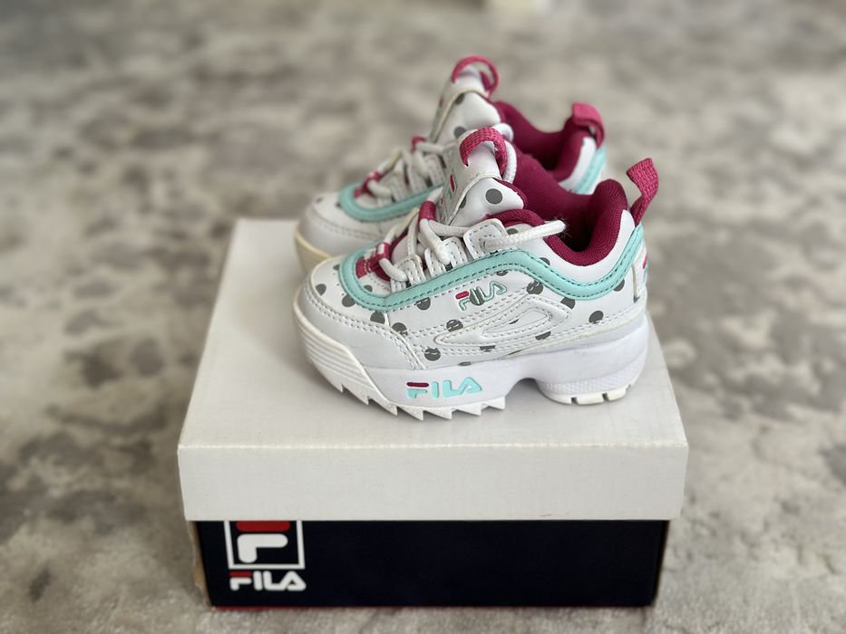 Маратонки FILA - номер 19