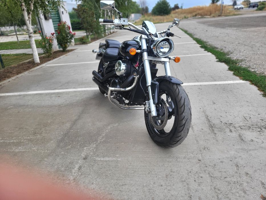Vand/schimb cu Adventure /Suzuki Intruder M800 tobe  Vance&Hines 37500km