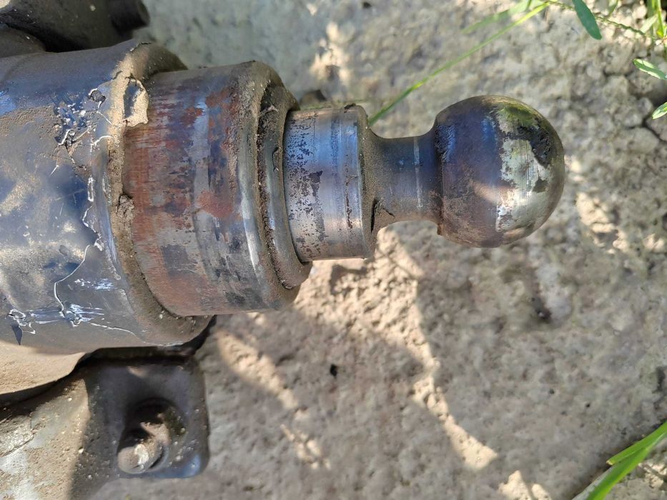 Cilindru basculare iveco 3,5 tone