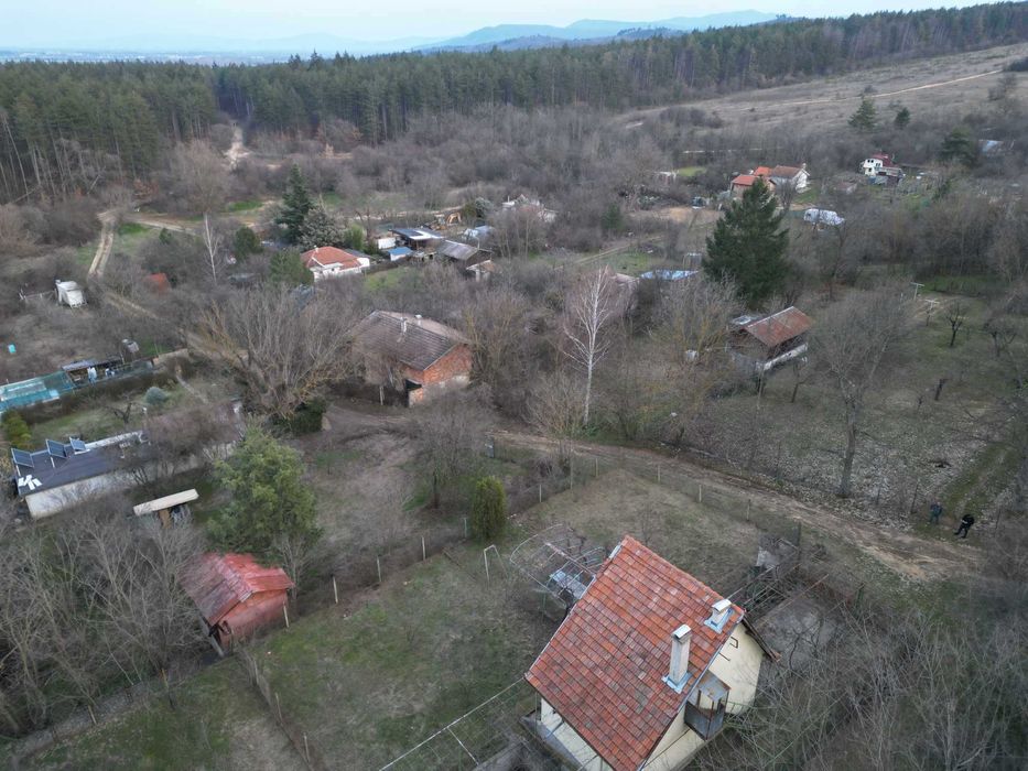 Продава къща до язовир Копринка община Казанлък