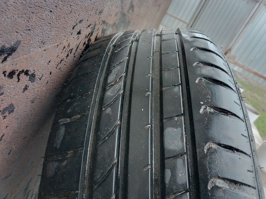 Продам Комплект Шин с дисками.