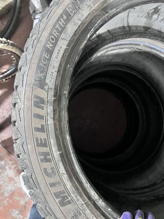Продам резину michelin