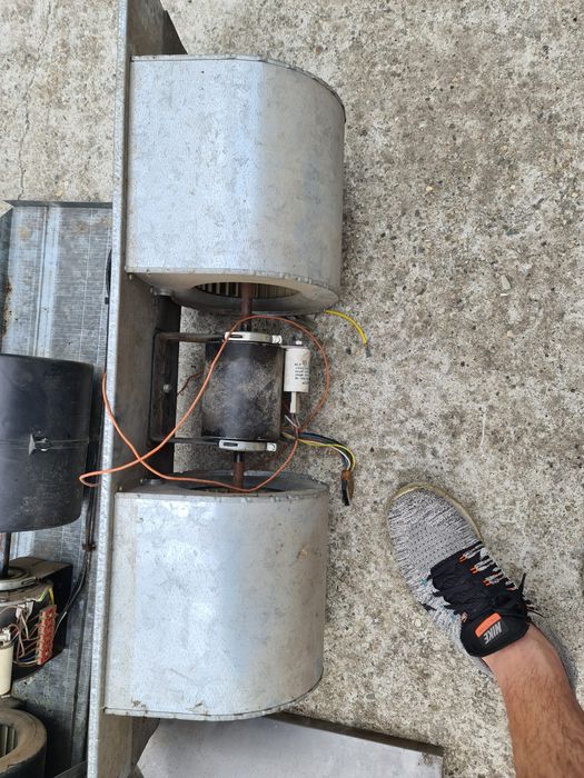 Motoare și radiatoare aer condiționat industriale