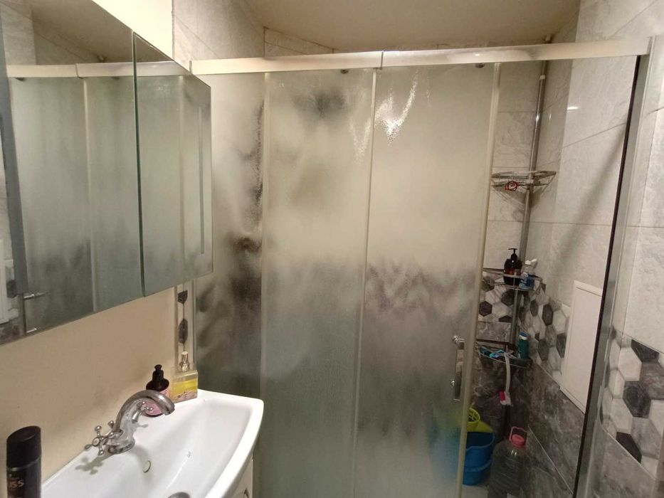 Продава се Двустаен апартамент в Шумен, Тракия - 64 кв.м за 916 €/кв.м - Снимка #16