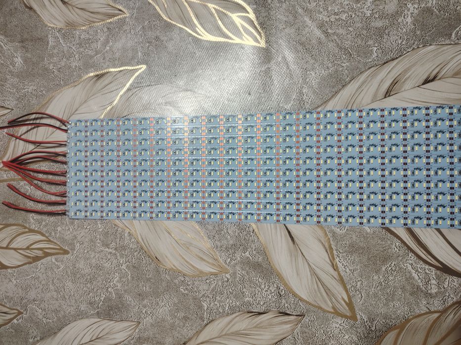 Светодиодная линейка.