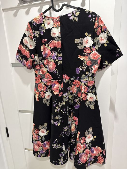 Рокля Glamorous