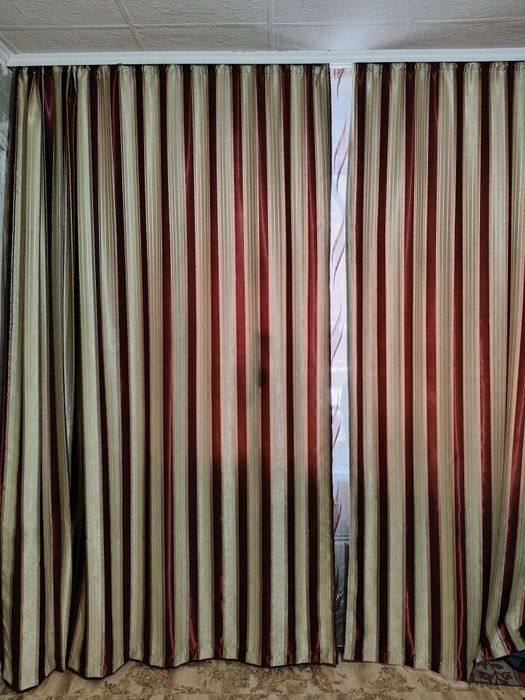 Продам шторы Б/У