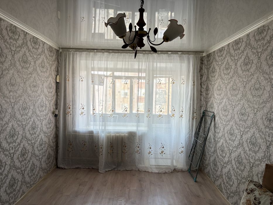 Продается 1 ком Герцена 22