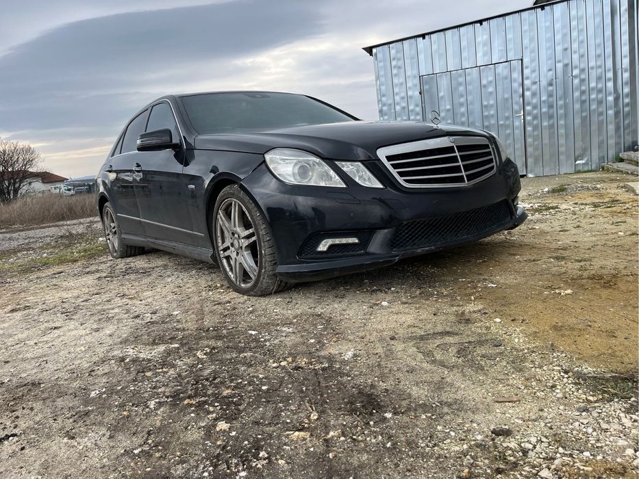 На части Mercedes-Benz w212  Amg седан E200 E250 E350, w212 Om651 кожен салон надуване Колата е в перфектно състояние