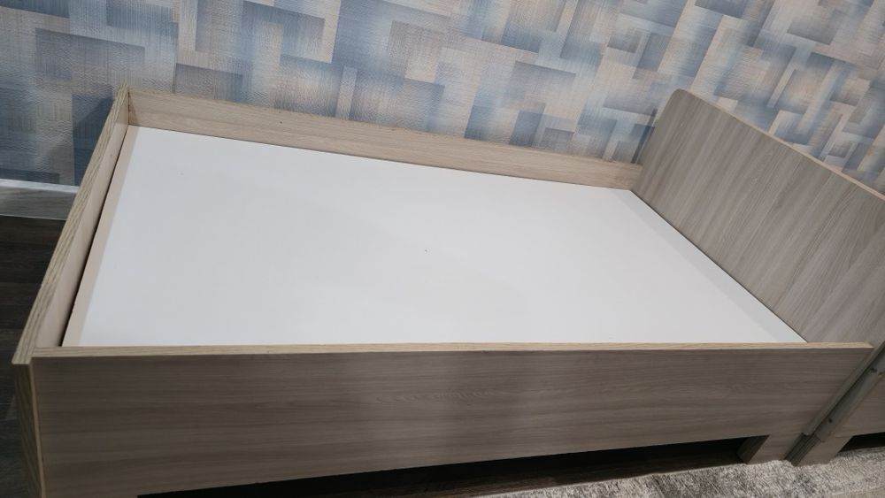 Срочно продам кровать