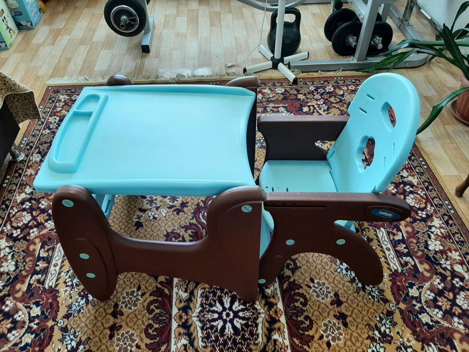 Детский стул для кормления